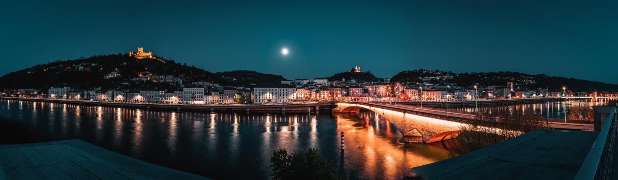 Cosylocation - Cocooning- Vue Theatre Antique * Vienne (Isere)